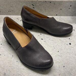 Dansko Grey Leather Shoes
